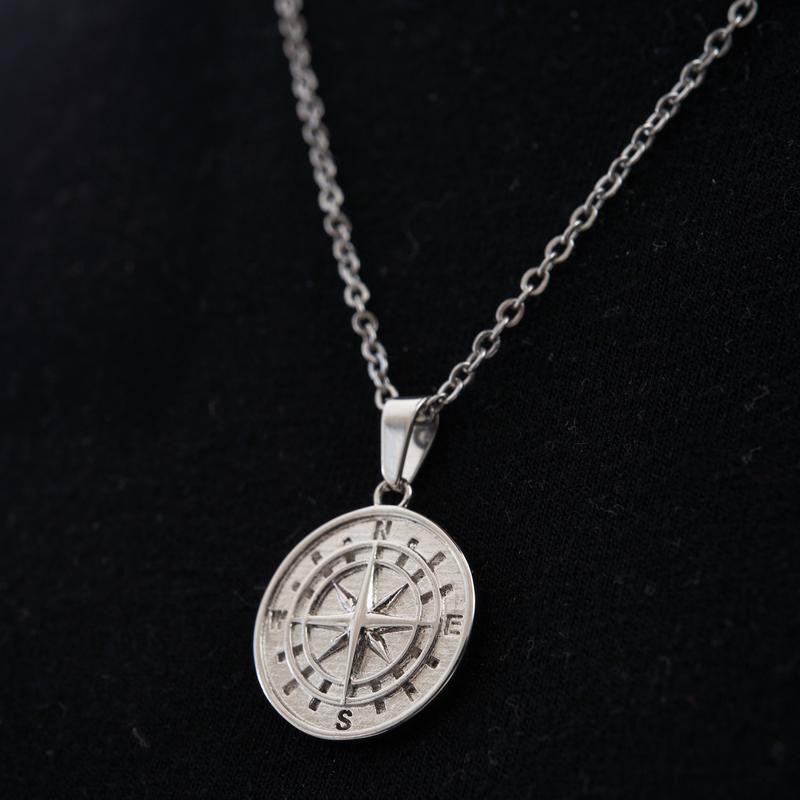 Men's Stainless Steel Ship's Wheel Compass Pendant Necklace